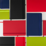 Caderno médio com elástico